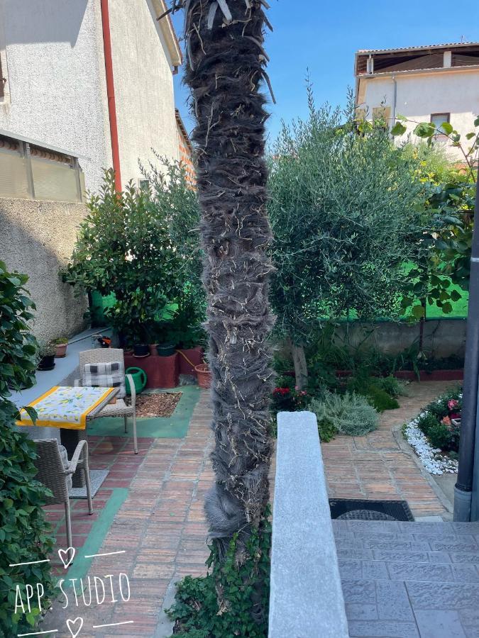 רוביני Apartments Mery מראה חיצוני תמונה