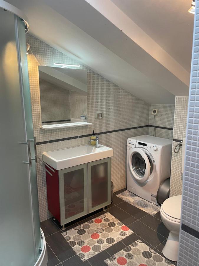 רוביני Apartments Mery מראה חיצוני תמונה